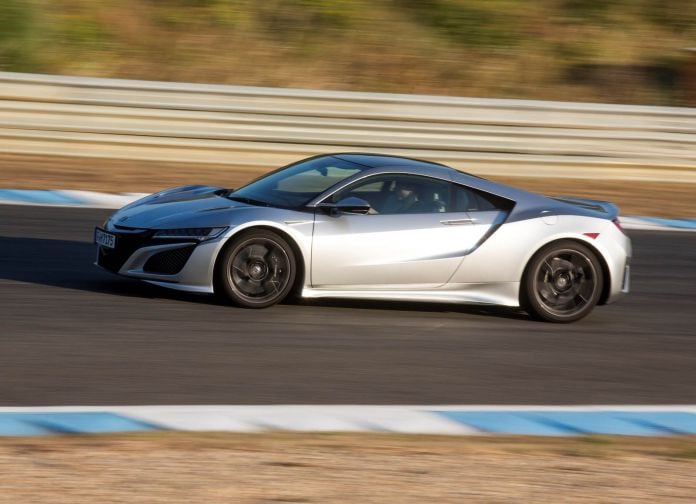2017 Honda NSX - фотография 25 из 79