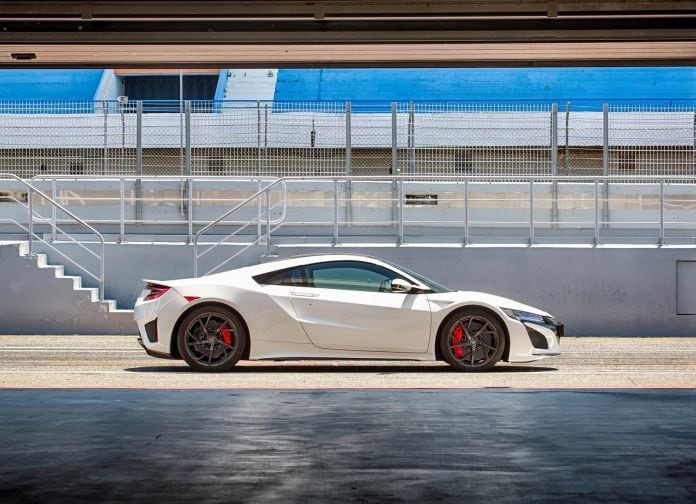 2017 Honda NSX - фотография 26 из 79