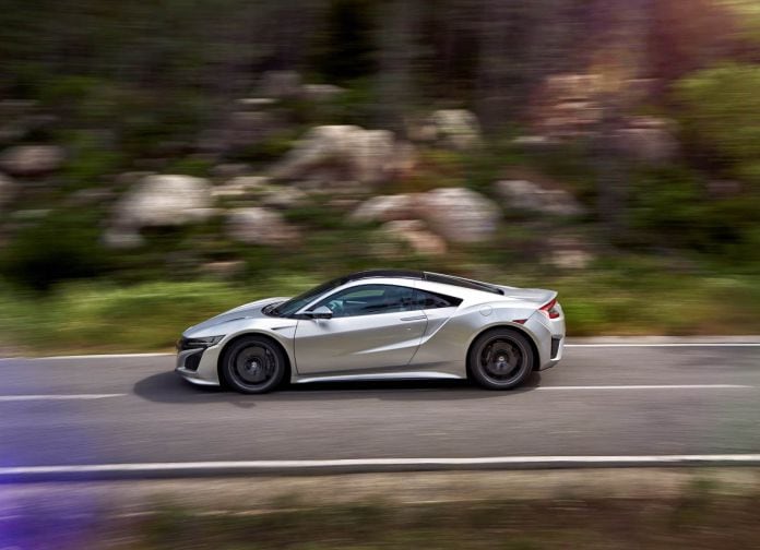 2017 Honda NSX - фотография 34 из 79
