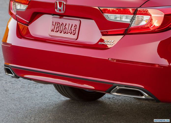 2018 Honda Accord - фотография 230 из 254