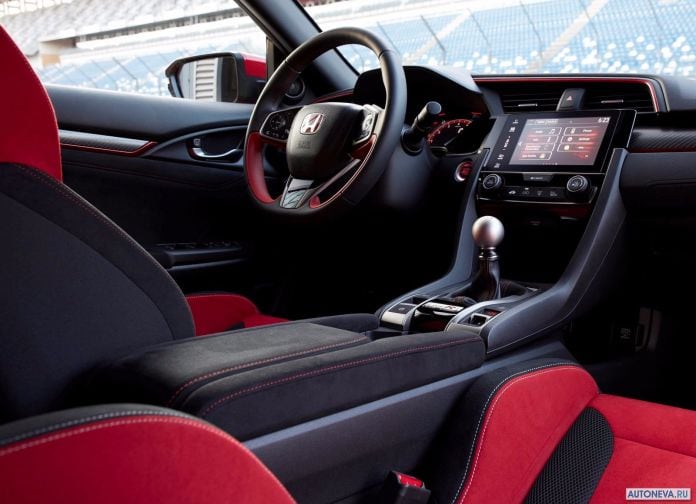 2018 Honda Civic Type R - фотография 65 из 79 2018 Honda Civic Type R - фотография 65 из 79