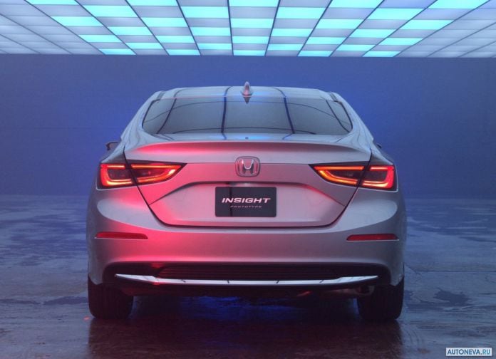 2018 Honda Insight Concept - фотография 6 из 12