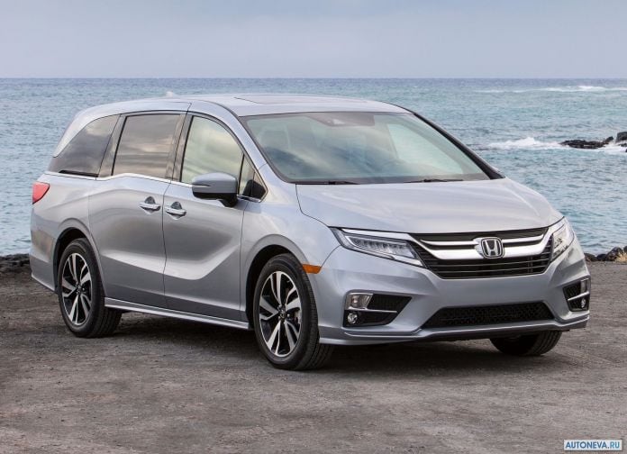 2018 Honda Odyssey - фотография 1 из 205