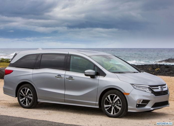2018 Honda Odyssey - фотография 4 из 205