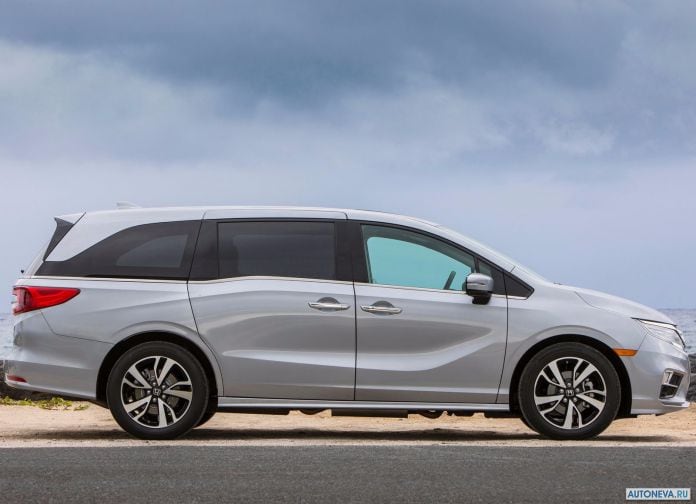 2018 Honda Odyssey - фотография 45 из 205