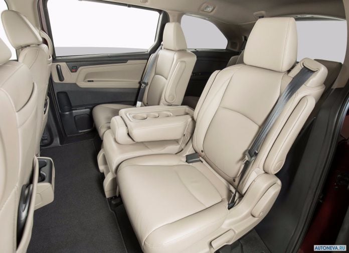 2018 Honda Odyssey - фотография 118 из 205