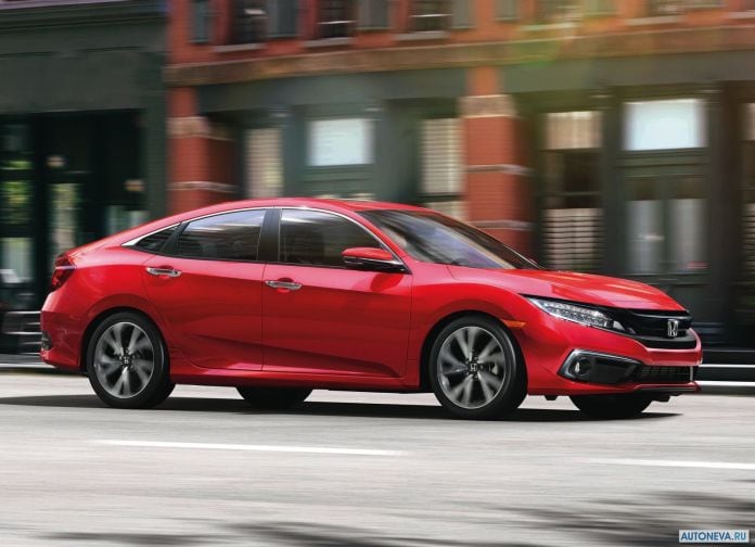 2019 Honda Civic Sedan - фотография 2 из 16