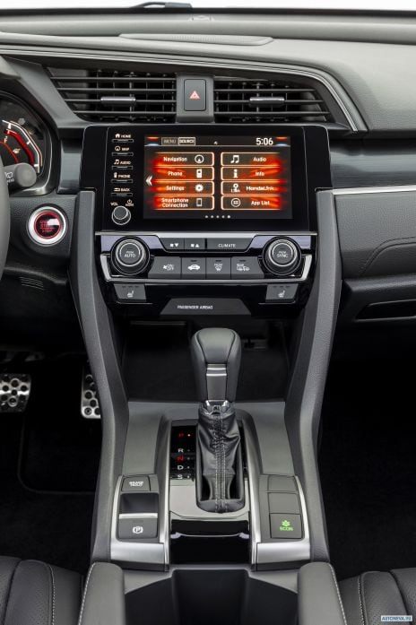 2020 Honda Civic Hatchback NA - фотография 10 из 12