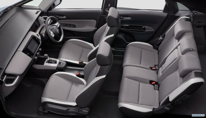 2020 Honda Fit e:HEV Crosstar - фотография 3 из 3 2020 Honda Fit e:HEV Crosstar - фотография 3 из 3