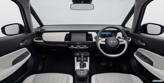 2020 Honda Fit e:HEV Home - фотография 2 из 3 2020 Honda Fit e:HEV Home - фотография 2 из 3