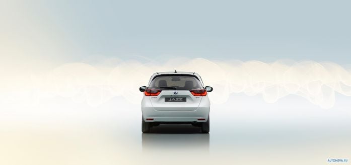 2020 Honda Jazz e:HEV Basic - фотография 6 из 18 2020 Honda Jazz e:HEV Basic - фотография 6 из 18
