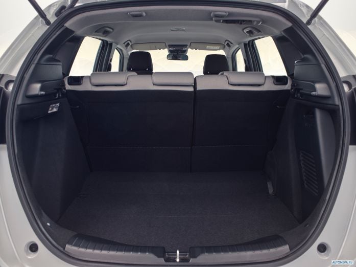 2020 Honda Jazz e:HEV Basic - фотография 13 из 18 2020 Honda Jazz e:HEV Basic - фотография 13 из 18