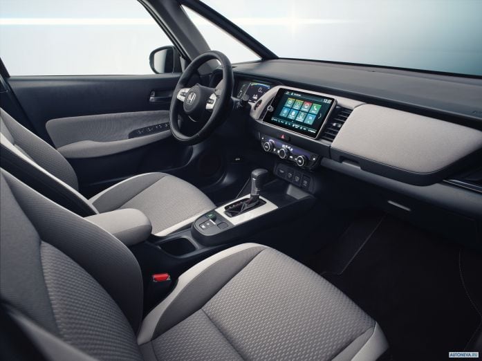 2020 Honda Jazz e:HEV Crosstar - фотография 7 из 9 2020 Honda Jazz e:HEV Crosstar - фотография 7 из 9