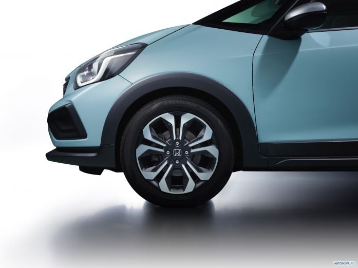 2020 Honda Jazz e:HEV Crosstar - фотография 9 из 9 2020 Honda Jazz e:HEV Crosstar - фотография 9 из 9