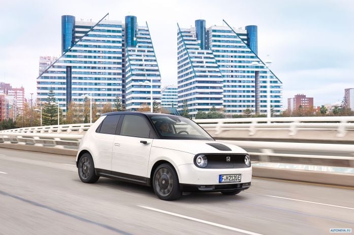 2021 Honda e - фотография 14 из 40 2021 Honda e - фотография 14 из 40