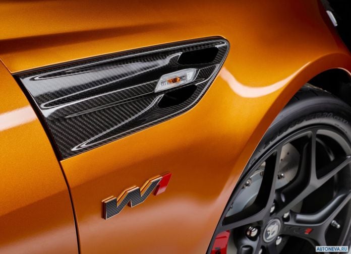 2017 HSV GTSR W1 - фотография 13 из 19 2017 HSV GTSR W1 - фотография 13 из 19