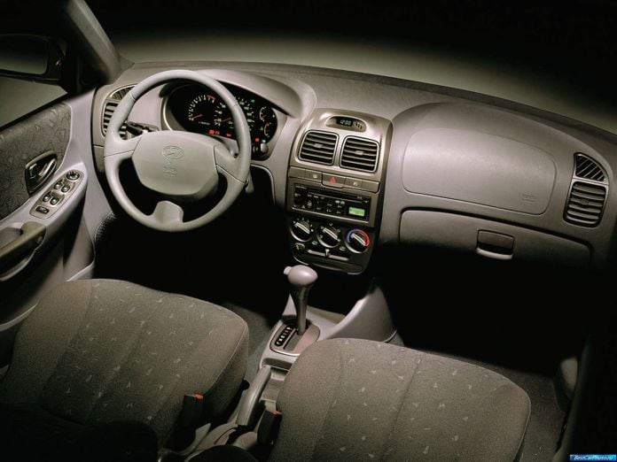 2000 Hyundai Accent - фотография 17 из 17 2000 Hyundai Accent - фотография 17 из 17