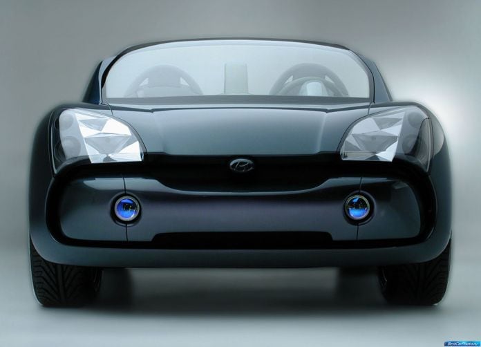 2001 Hyundai HCD 6 Concept - фотография 4 из 13