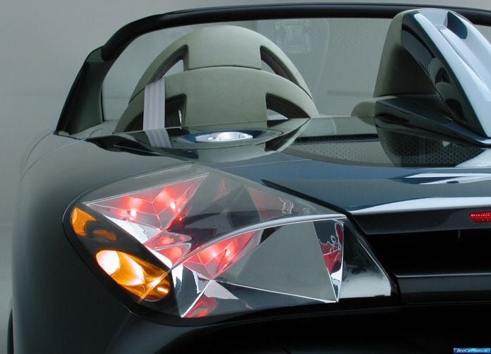 2001 Hyundai HCD 6 Concept - фотография 9 из 13