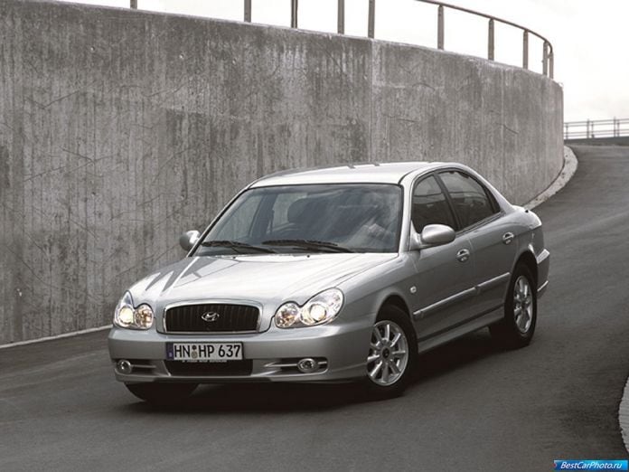 2001 Hyundai Sonata - фотография 22 из 51 2001 Hyundai Sonata - фотография 22 из 51