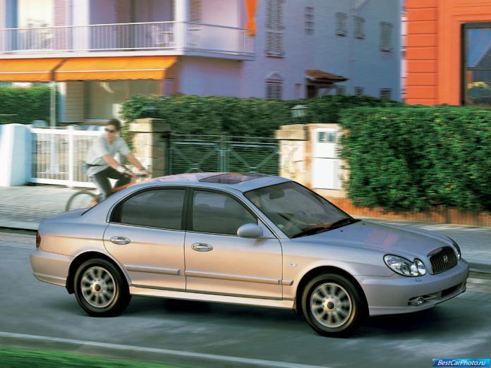 2001 Hyundai Sonata - фотография 26 из 51