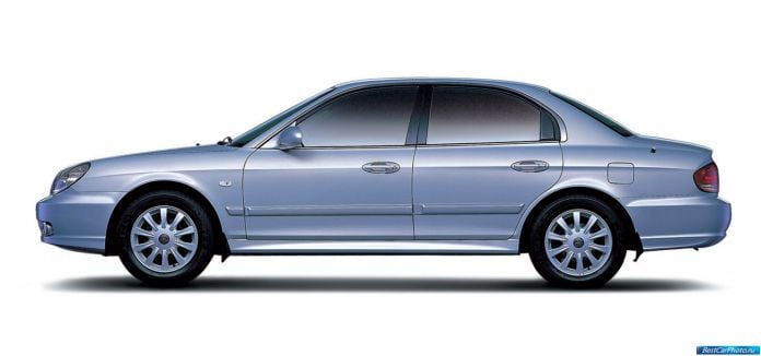 2002 Hyundai Sonata - фотография 2 из 35