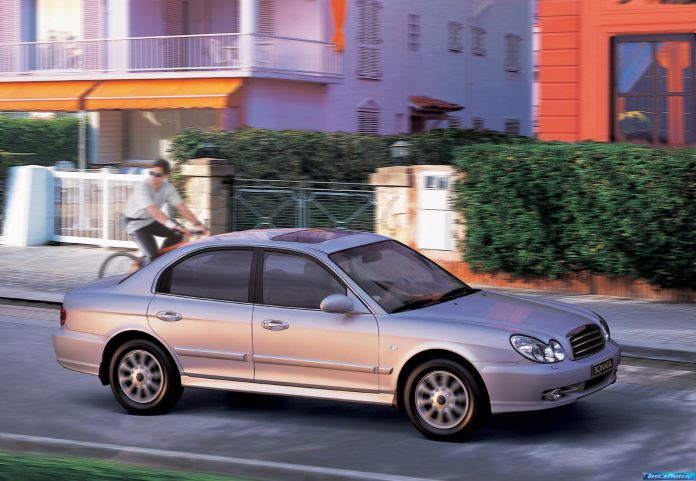 2002 Hyundai Sonata - фотография 5 из 35