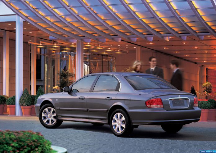 2002 Hyundai Sonata - фотография 17 из 35 2002 Hyundai Sonata - фотография 17 из 35