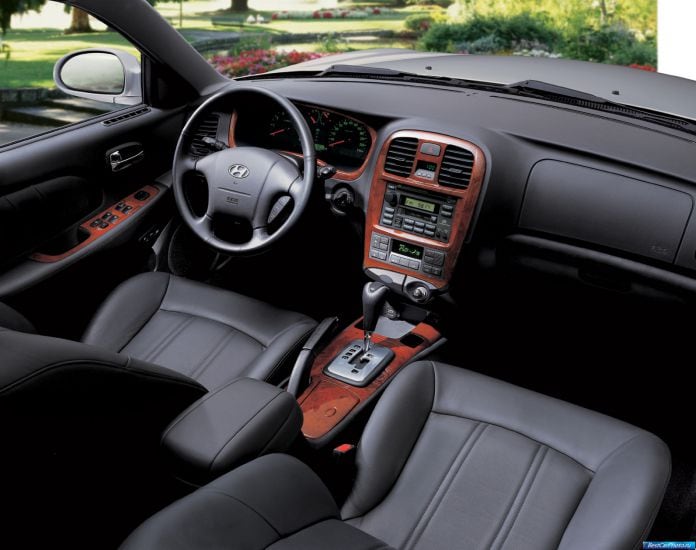 2002 Hyundai Sonata - фотография 27 из 35 2002 Hyundai Sonata - фотография 27 из 35