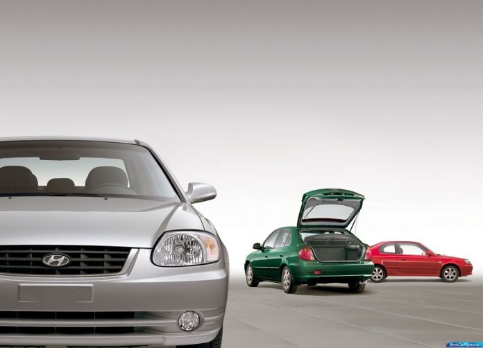 2004 Hyundai Accent - фотография 11 из 18 2004 Hyundai Accent - фотография 11 из 18