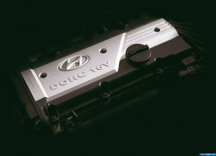 2004 Hyundai Accent - фотография 12 из 18 2004 Hyundai Accent - фотография 12 из 18