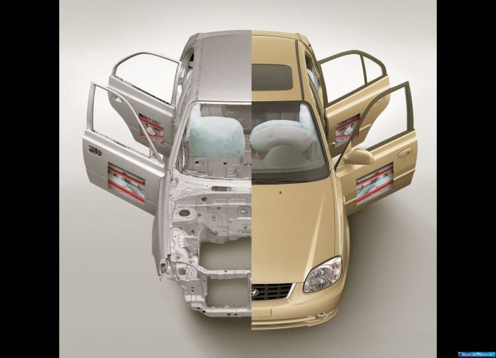 2004 Hyundai Accent - фотография 16 из 18 2004 Hyundai Accent - фотография 16 из 18
