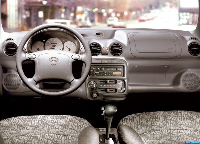 2004 Hyundai Atos Prime - фотография 6 из 10 2004 Hyundai Atos Prime - фотография 6 из 10