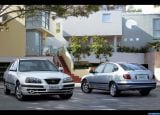 hyundai_2004-elantra_1600x1200_009.jpg