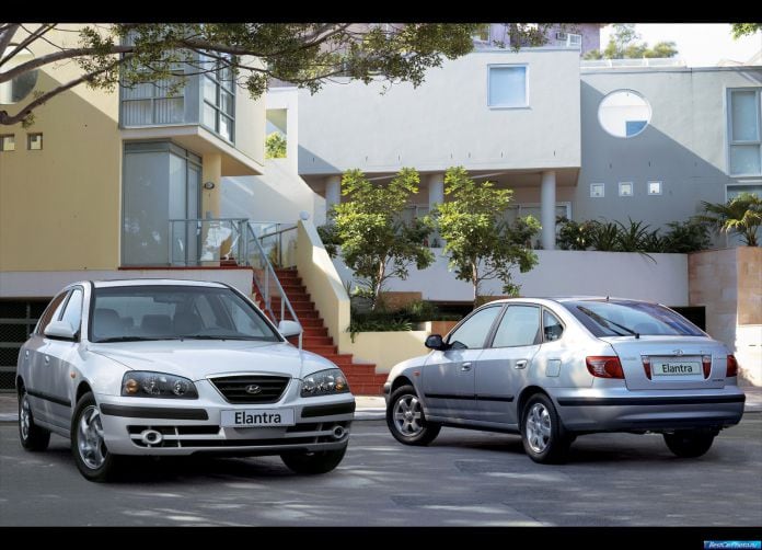 2004 Hyundai Elantra - фотография 9 из 20 2004 Hyundai Elantra - фотография 9 из 20