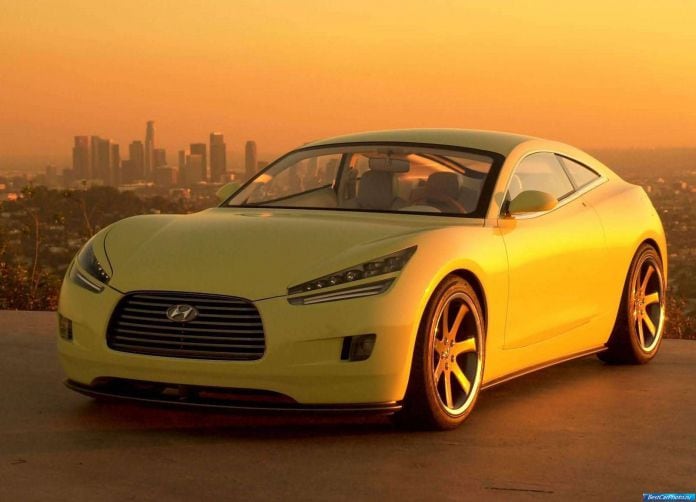 2004 Hyundai HCD 8 Concept - фотография 1 из 6