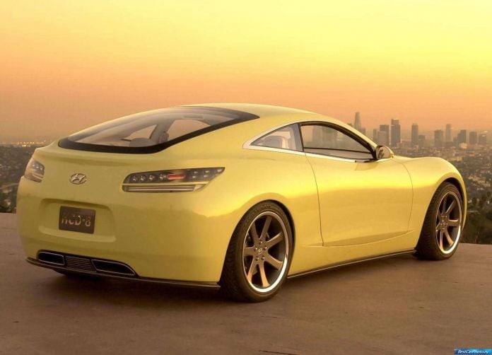2004 Hyundai HCD 8 Concept - фотография 4 из 6