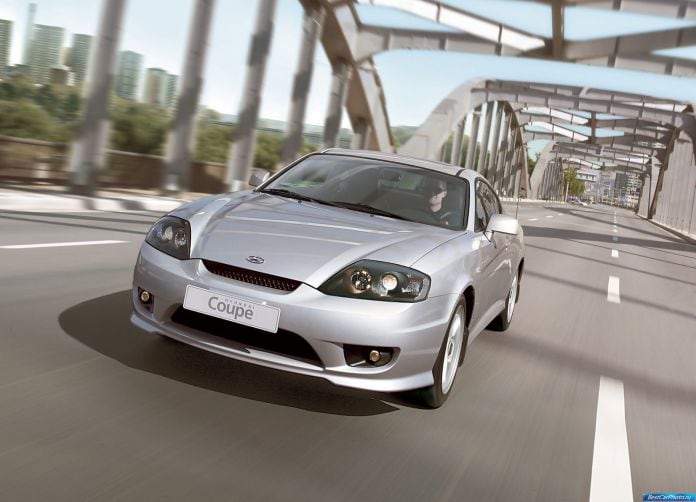 2005 Hyundai Coupe - фотография 7 из 37 2005 Hyundai Coupe - фотография 7 из 37