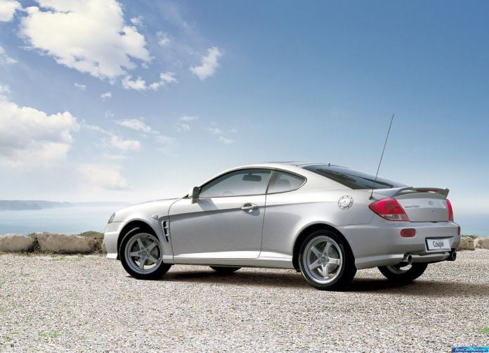2005 Hyundai Coupe - фотография 8 из 37 2005 Hyundai Coupe - фотография 8 из 37