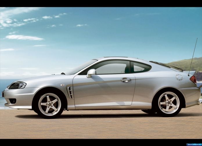 2005 Hyundai Coupe - фотография 32 из 37 2005 Hyundai Coupe - фотография 32 из 37