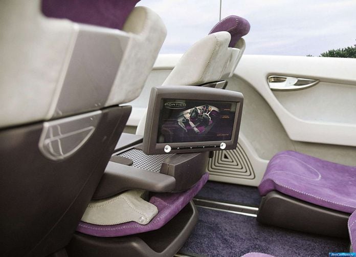 2005 Hyundai Portico Concept - фотография 9 из 14 2005 Hyundai Portico Concept - фотография 9 из 14