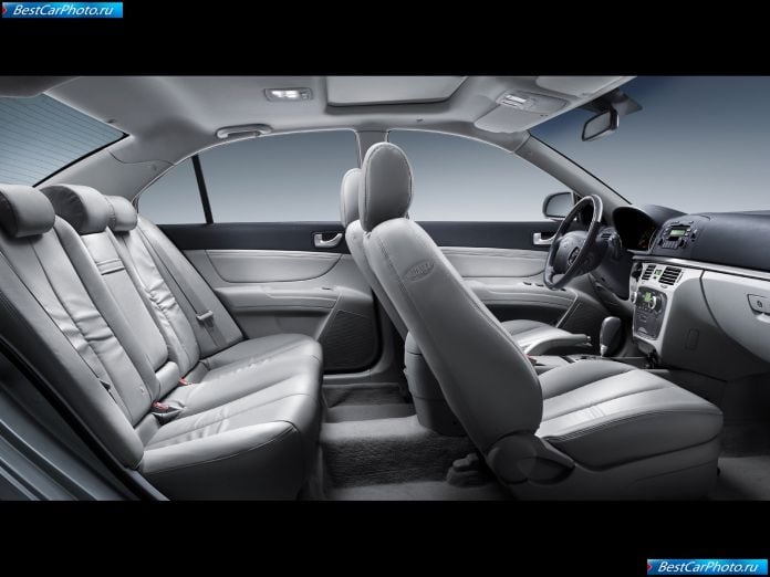 2005 Hyundai Sonata - фотография 10 из 22 2005 Hyundai Sonata - фотография 10 из 22