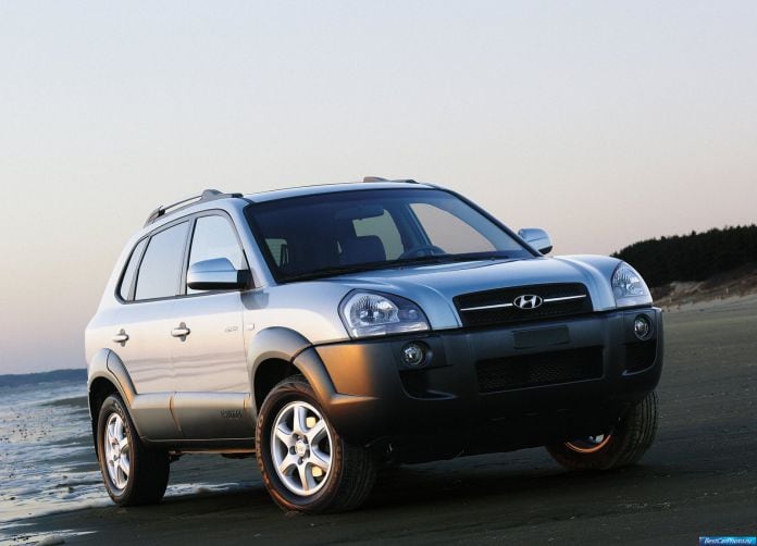 2005 Hyundai Tucson - фотография 3 из 27