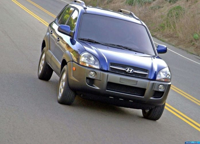 2005 Hyundai Tucson V6 - фотография 2 из 22