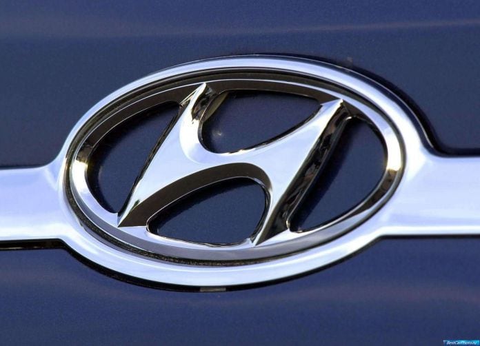 2005 Hyundai Tucson V6 - фотография 15 из 22