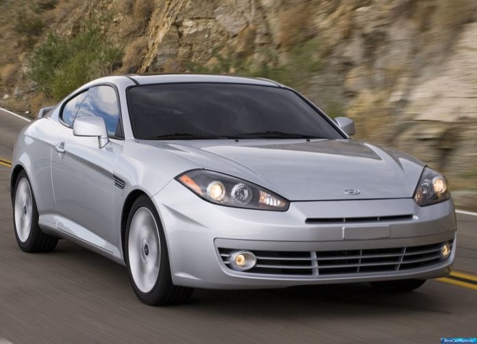 2007 Hyundai Tiburon Coupe - фотография 5 из 14 2007 Hyundai Tiburon Coupe - фотография 5 из 14