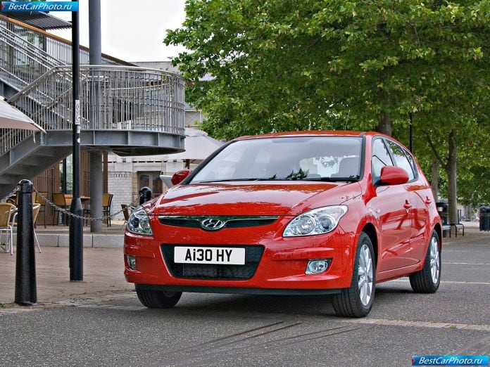 2008 Hyundai I30 - фотография 18 из 119 2008 Hyundai I30 - фотография 18 из 119