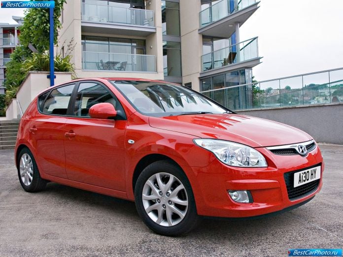 2008 Hyundai I30 - фотография 19 из 119 2008 Hyundai I30 - фотография 19 из 119
