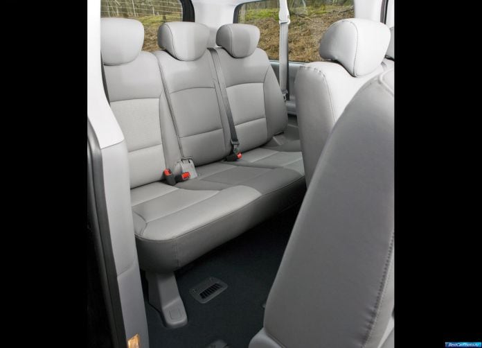 2008 Hyundai i800 - фотография 12 из 13 2008 Hyundai i800 - фотография 12 из 13