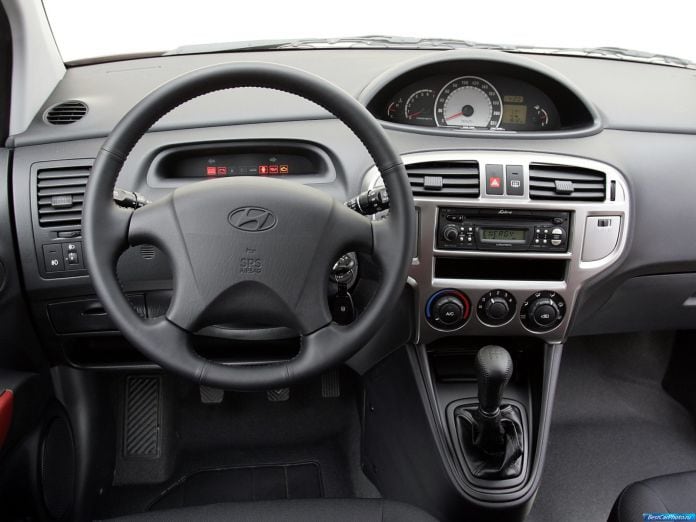 2008 Hyundai Matrix - фотография 23 из 24 2008 Hyundai Matrix - фотография 23 из 24